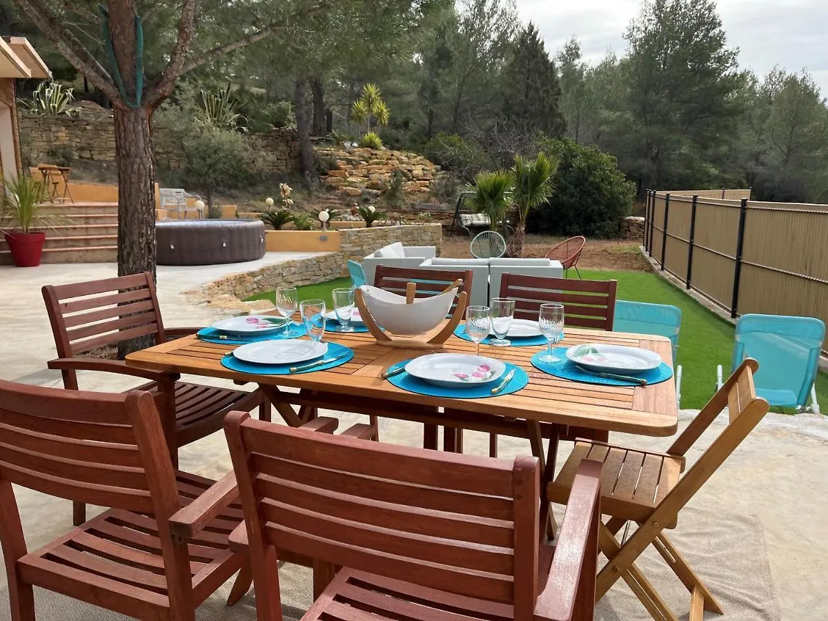 Villa Avec Jacuzzi Sur Les Hauteurs De La Ciotat Ceyreste 0*,  France